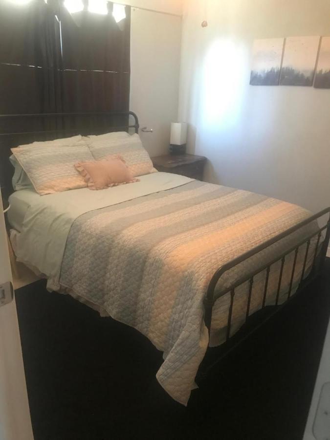 הוילה Urban Las Vegas Colonial In The Heart Of Vegas מראה חיצוני תמונה